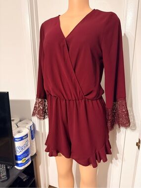 Women’s Burgundy Lace-Sleeve Romper